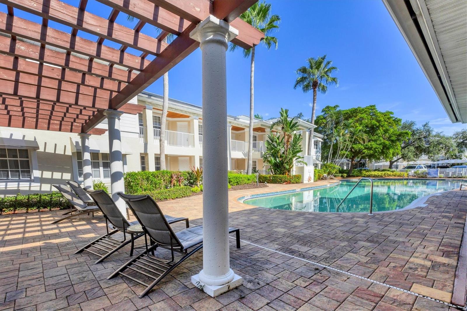 ACADEMY RESORT LODGE - Residential