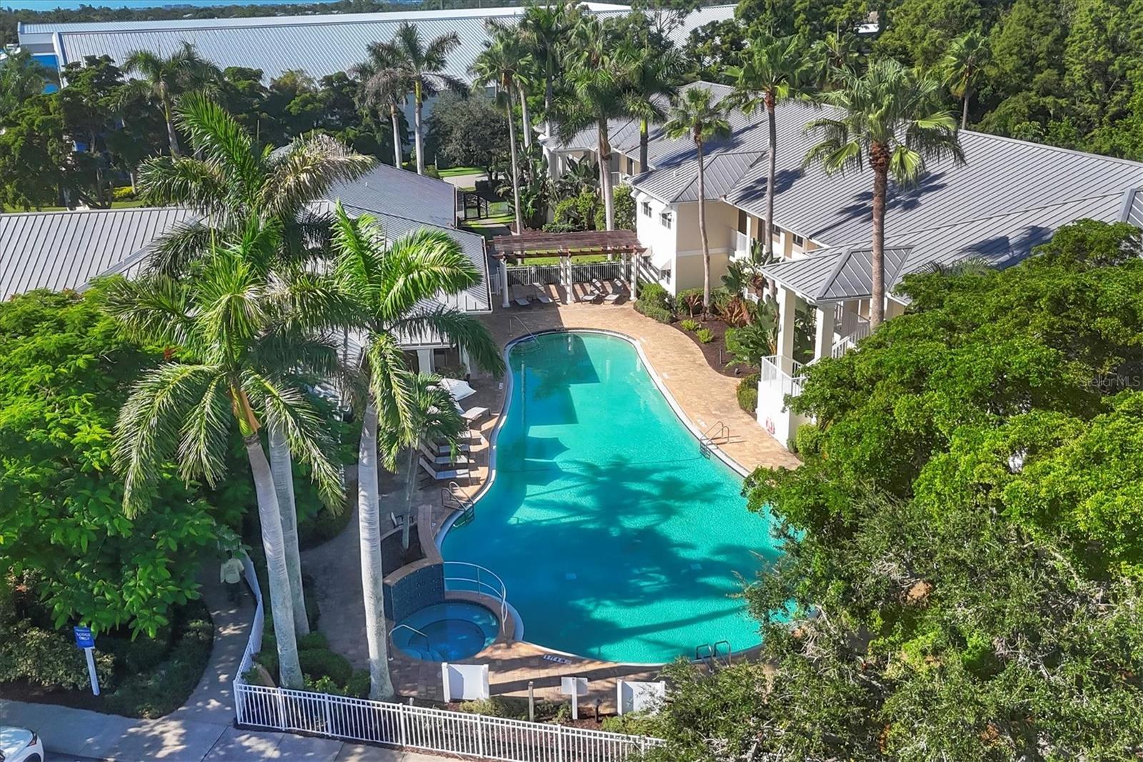 ACADEMY RESORT LODGE - Residential