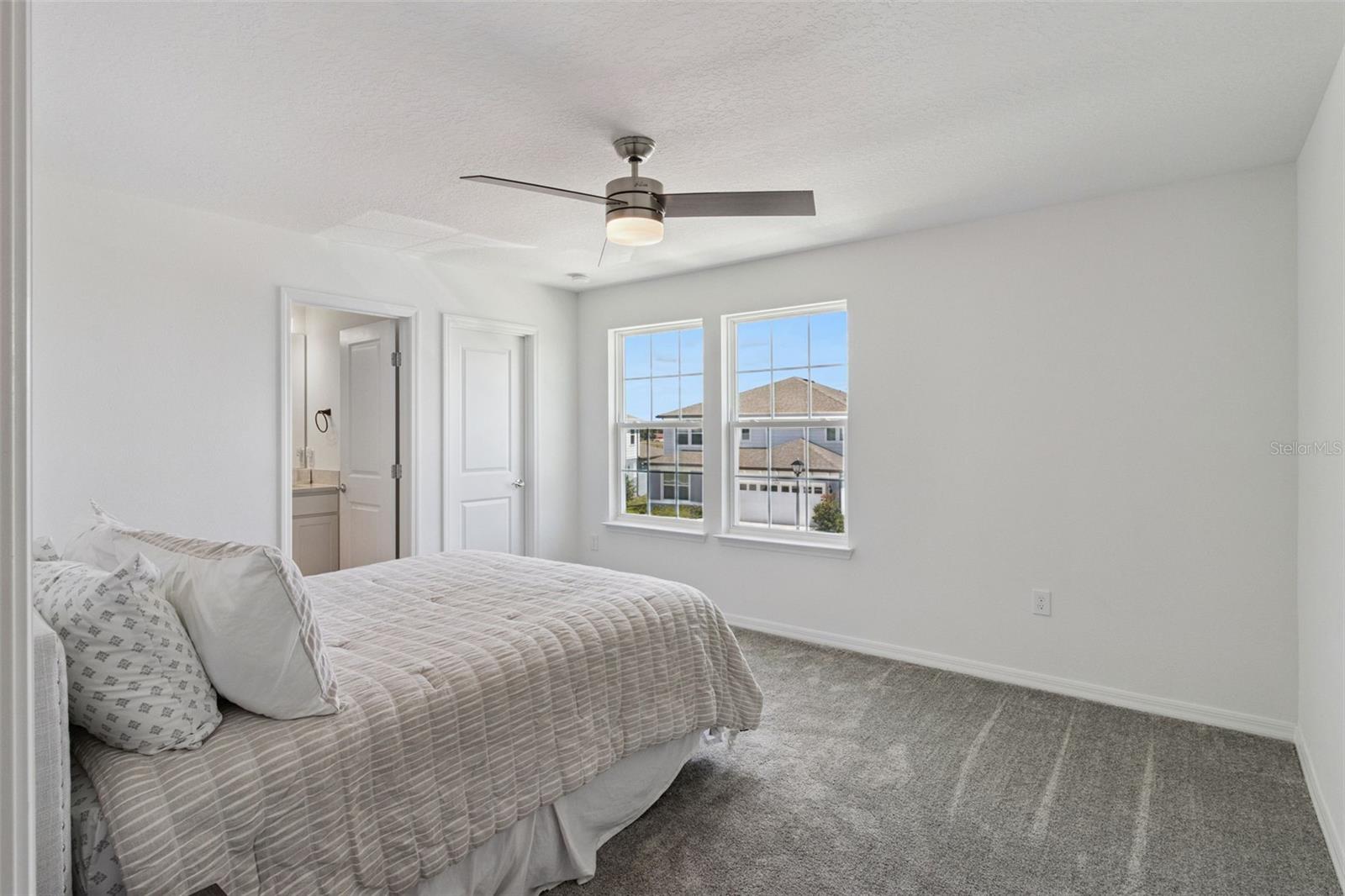 SILVERLAKE - Residential