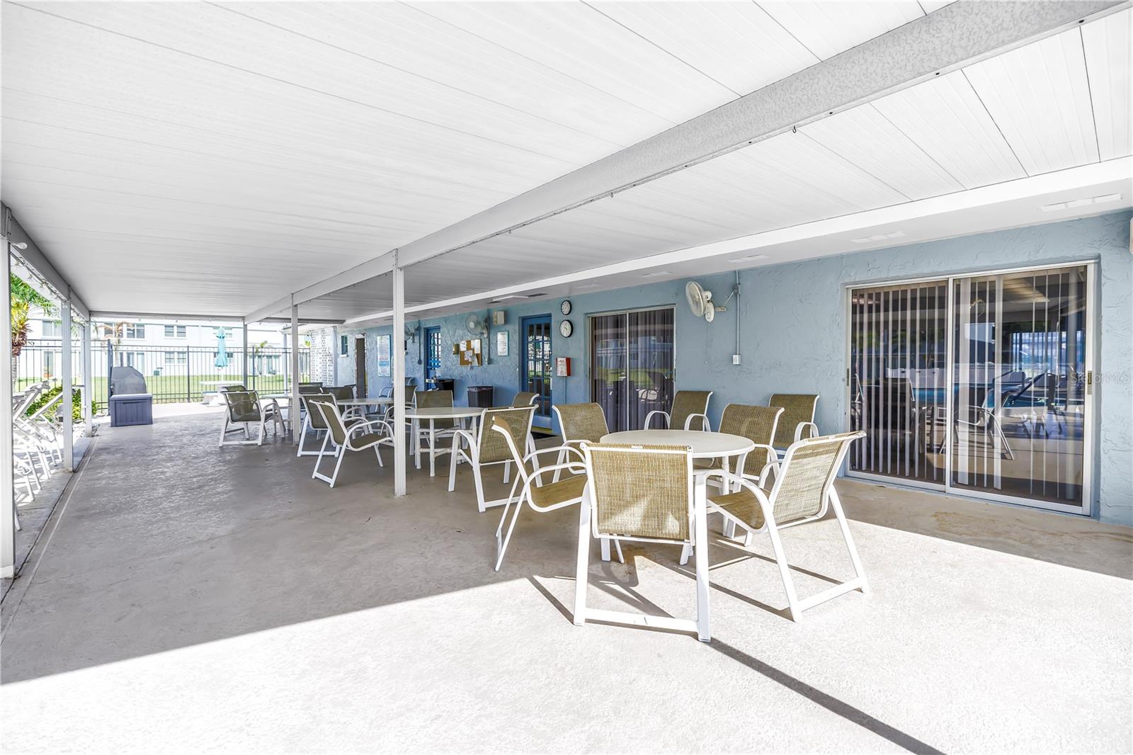 WINSTON PARK NORTHEAST - Residential