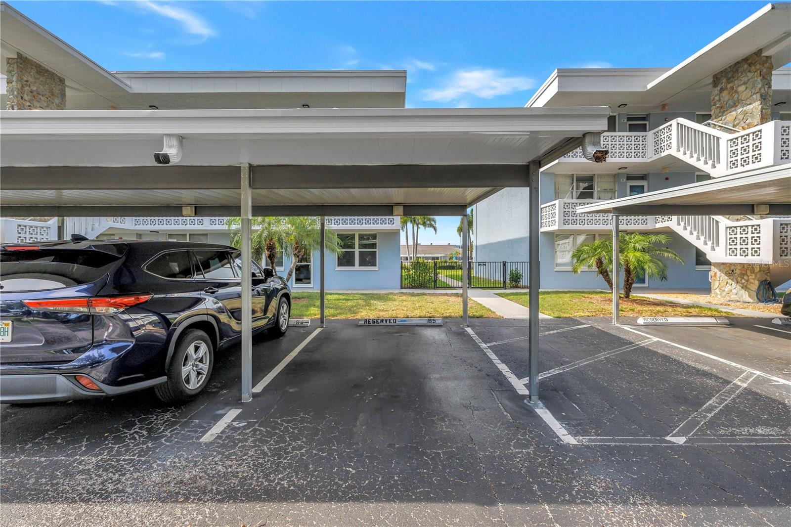 WINSTON PARK NORTHEAST - Residential