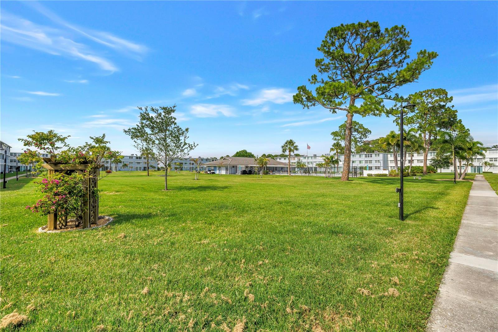 WINSTON PARK NORTHEAST - Residential