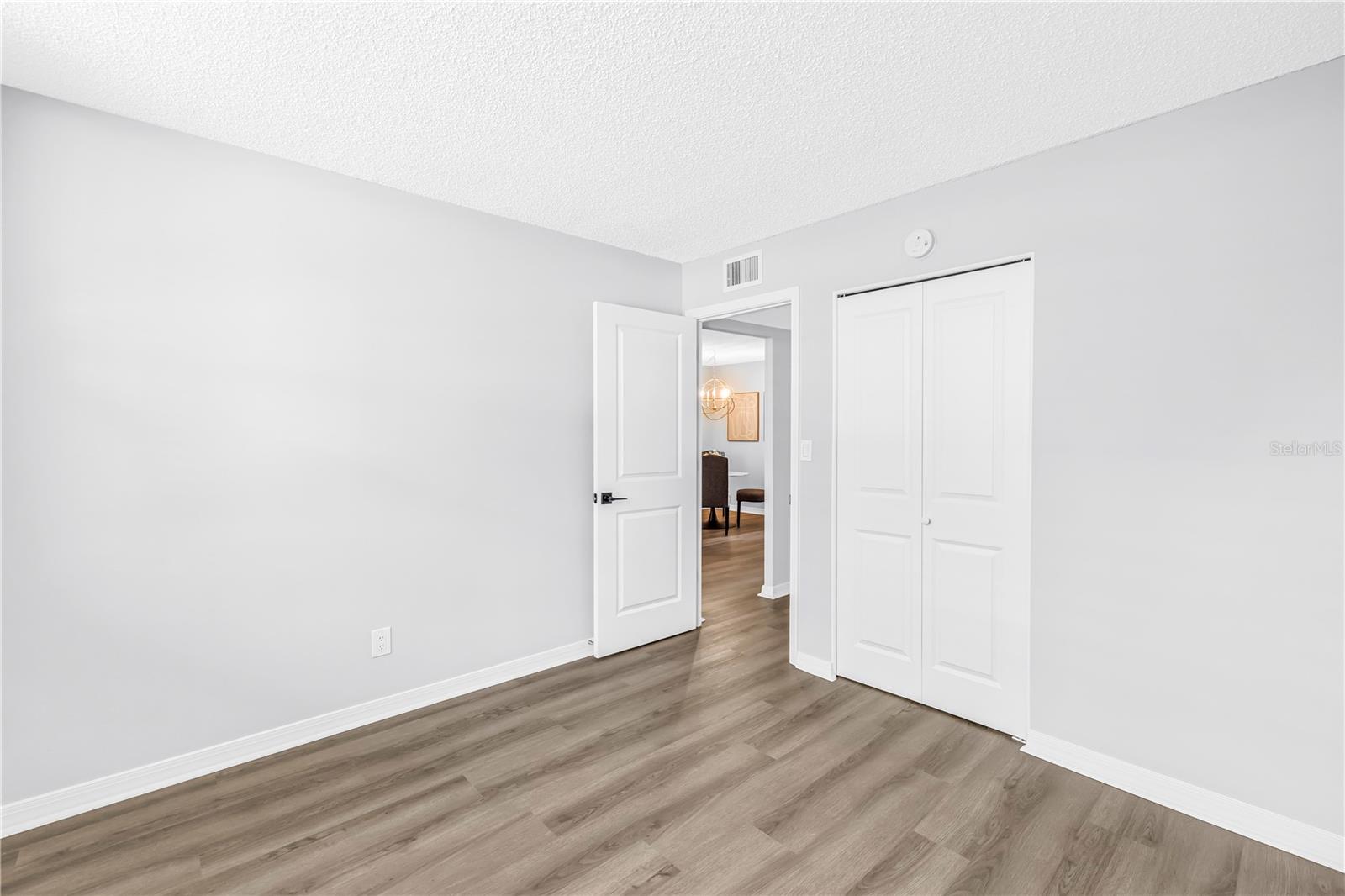 WINSTON PARK NORTHEAST - Residential