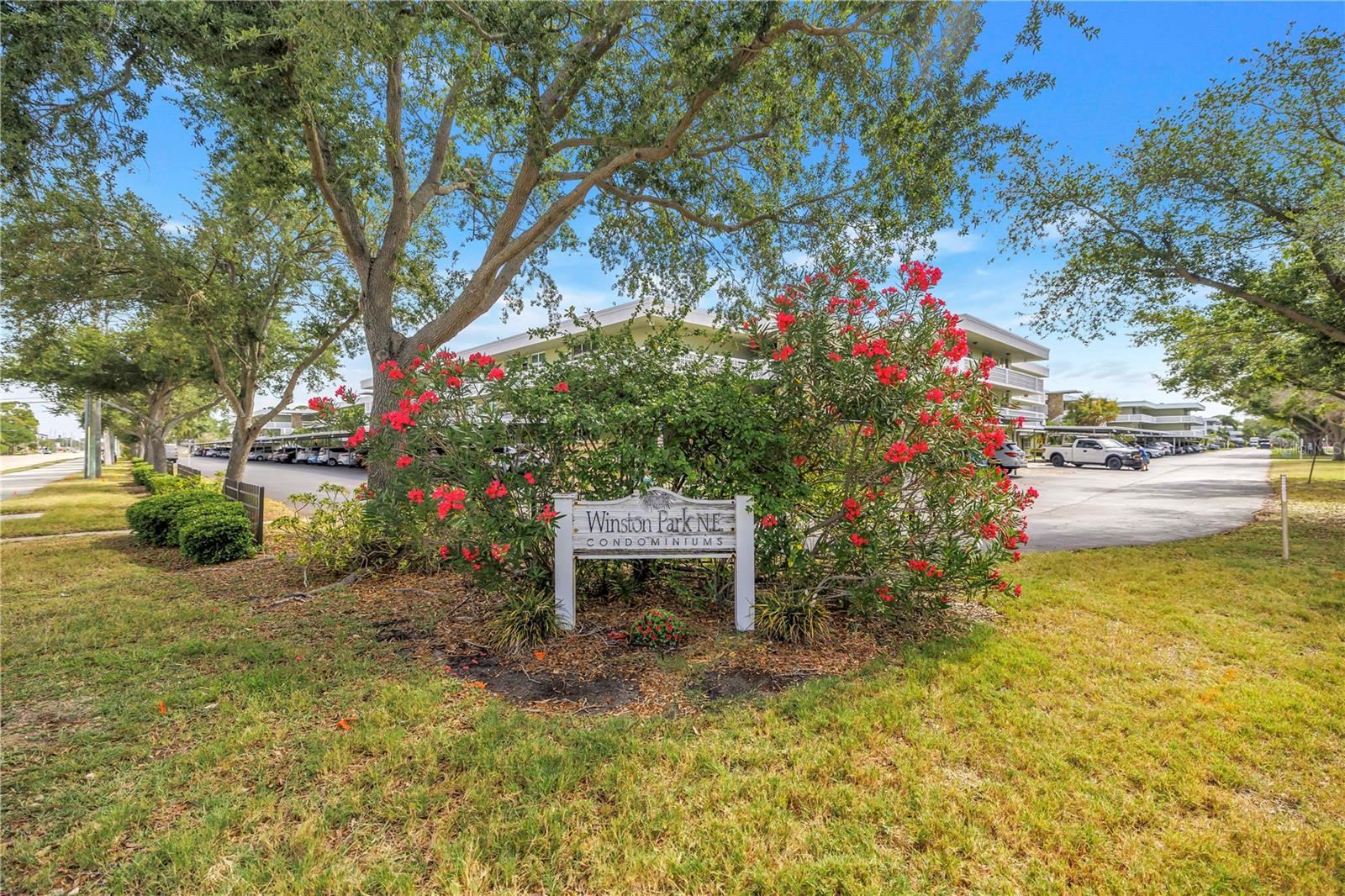 WINSTON PARK NORTHEAST - Residential