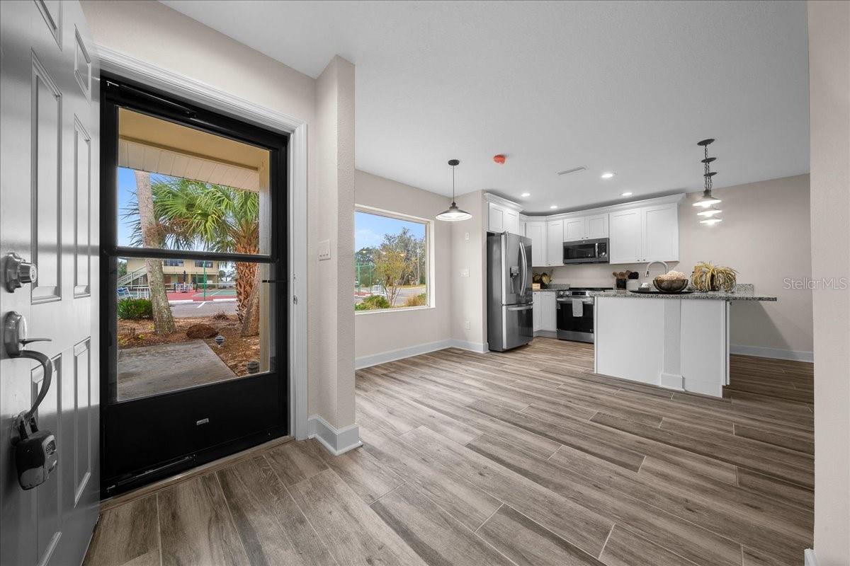 BAY VILLAS - Residential