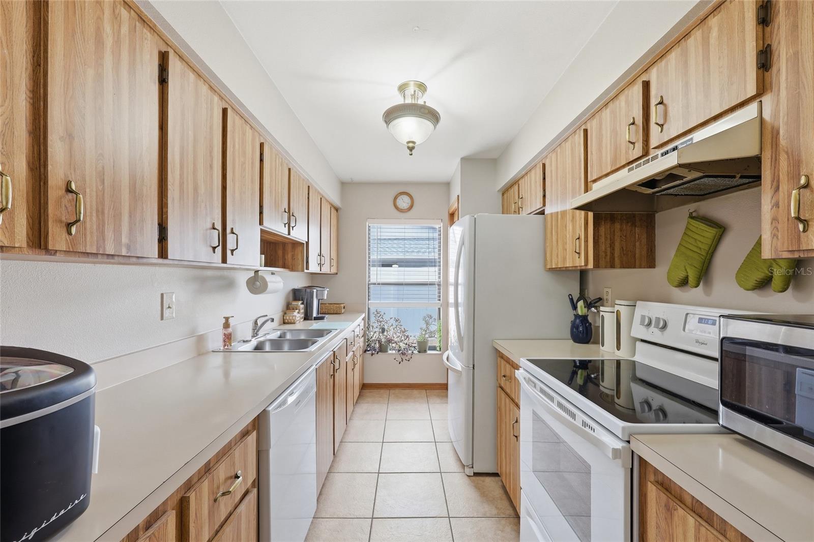 PINE CHASE ESTATES - Residential