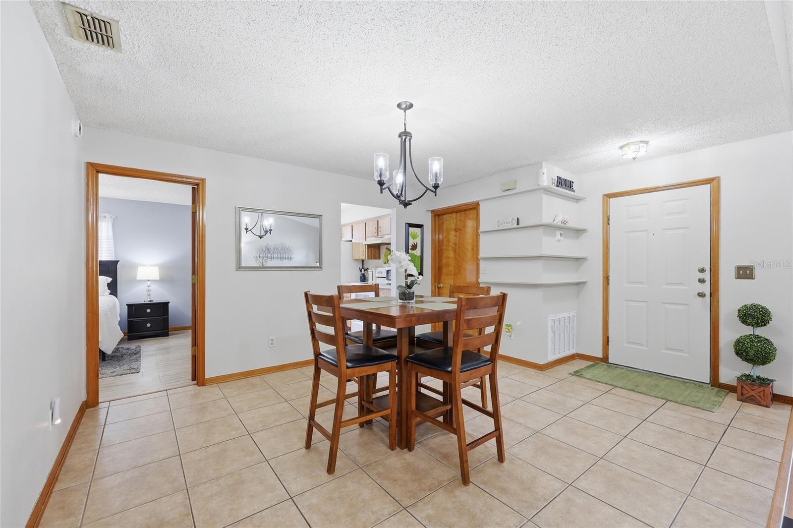 PINE CHASE ESTATES - Residential