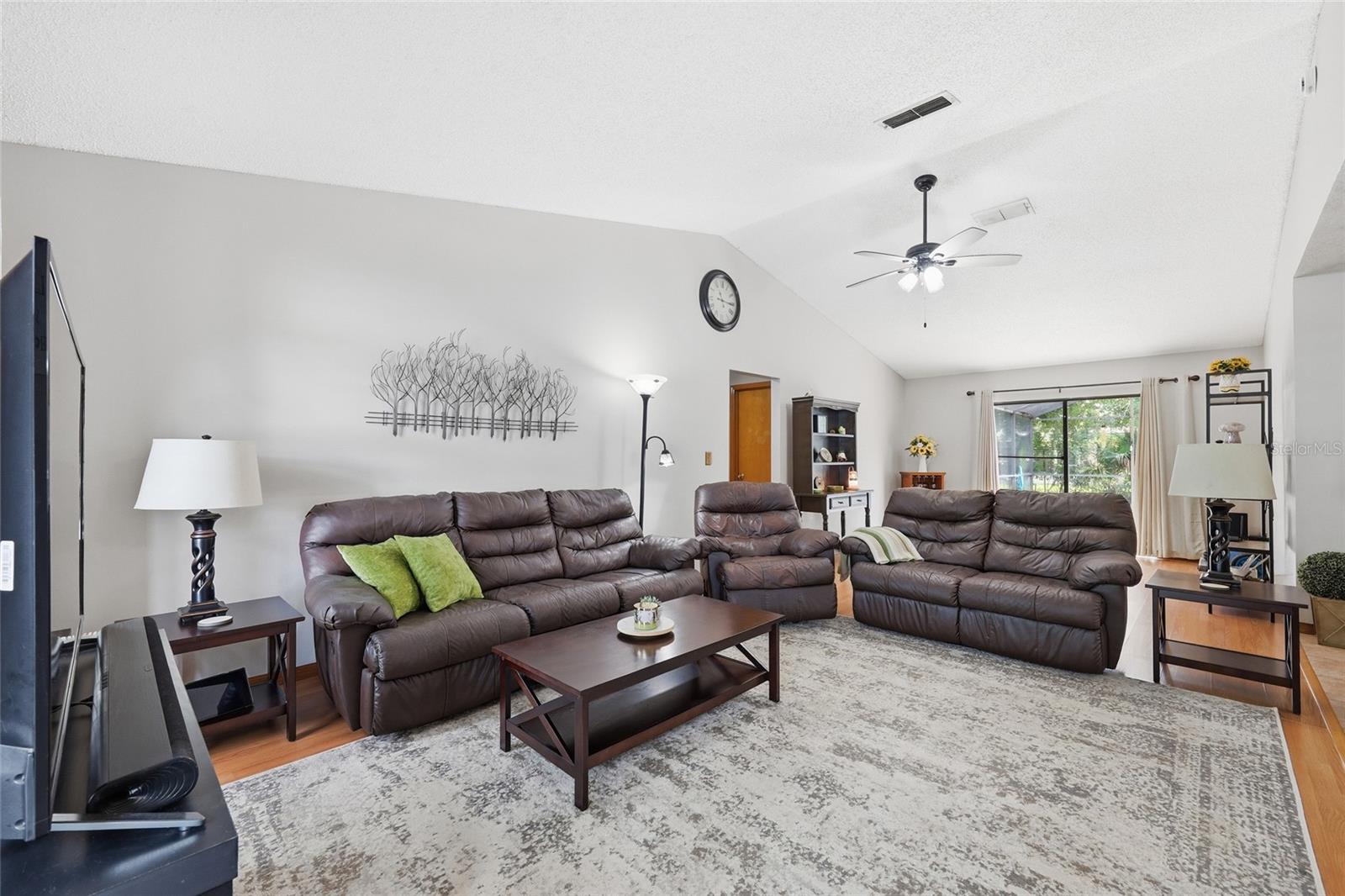 PINE CHASE ESTATES - Residential