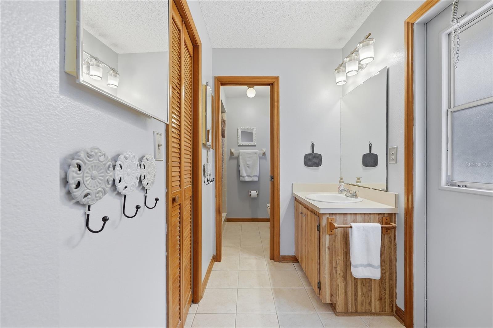 PINE CHASE ESTATES - Residential