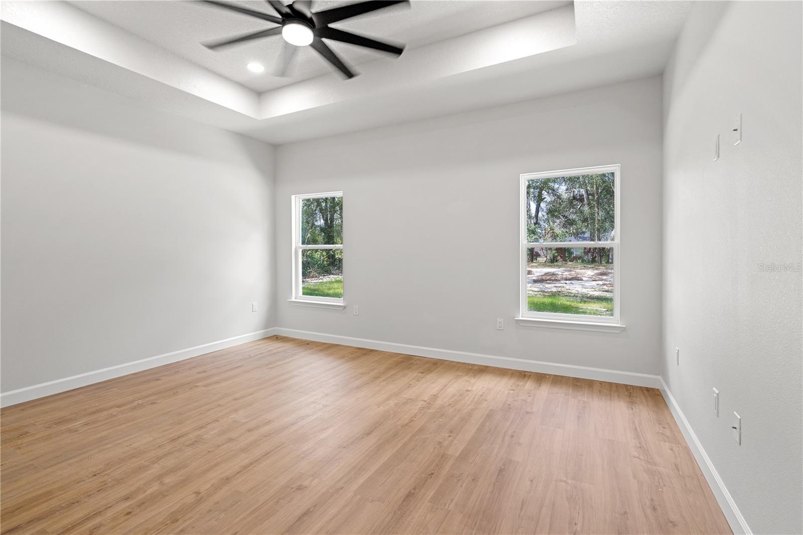 CHIEFLAND COUNTRY ESTATES - Residential