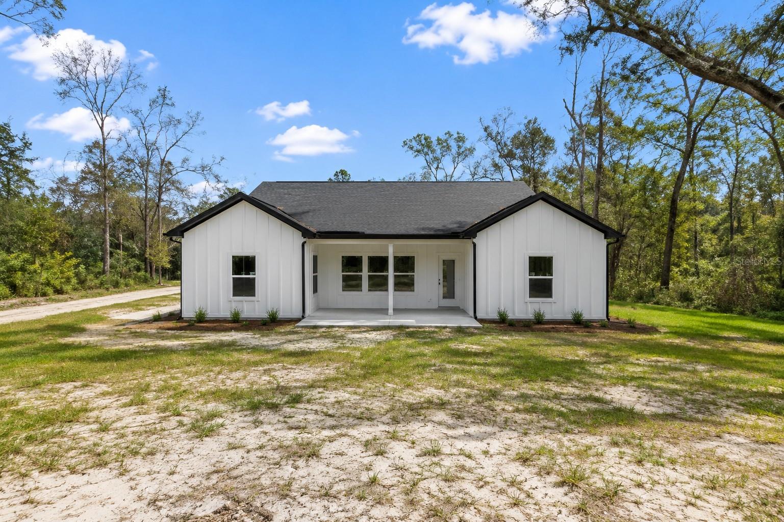 CHIEFLAND COUNTRY ESTATES - Residential