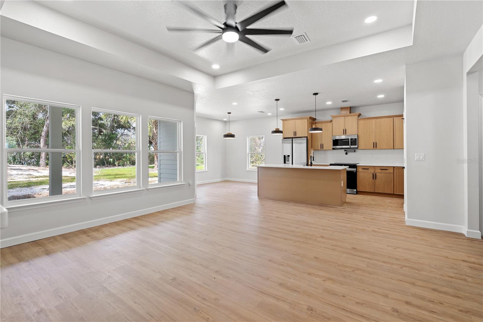 CHIEFLAND COUNTRY ESTATES - Residential