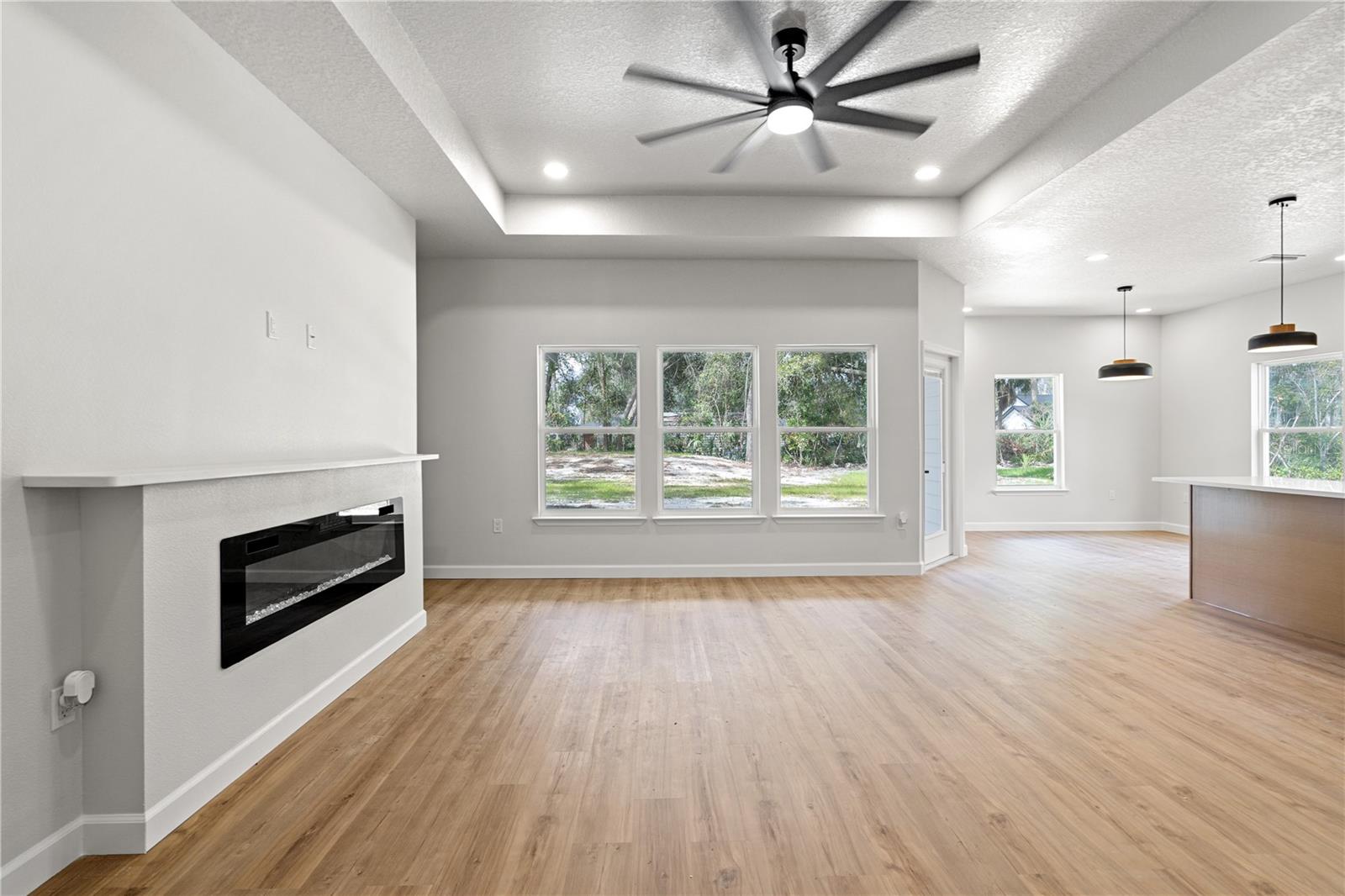 CHIEFLAND COUNTRY ESTATES - Residential