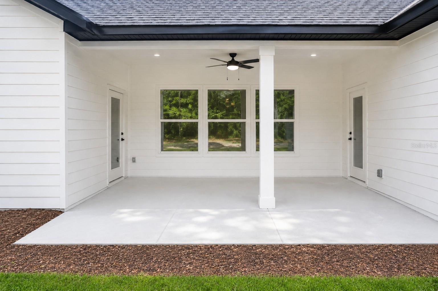 CHIEFLAND COUNTRY ESTATES - Residential