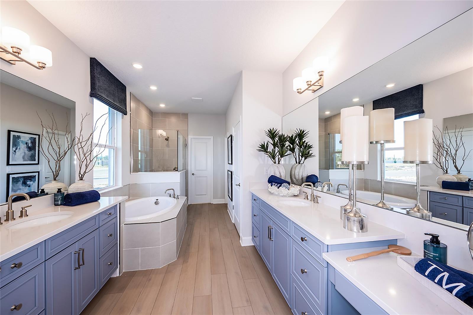 LOCHSIDE - Residential