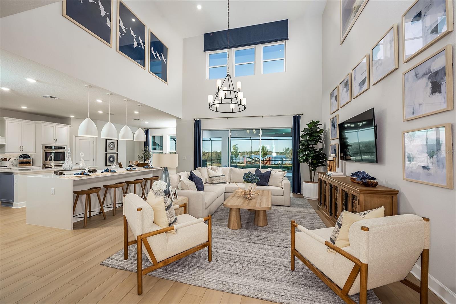 LOCHSIDE - Residential