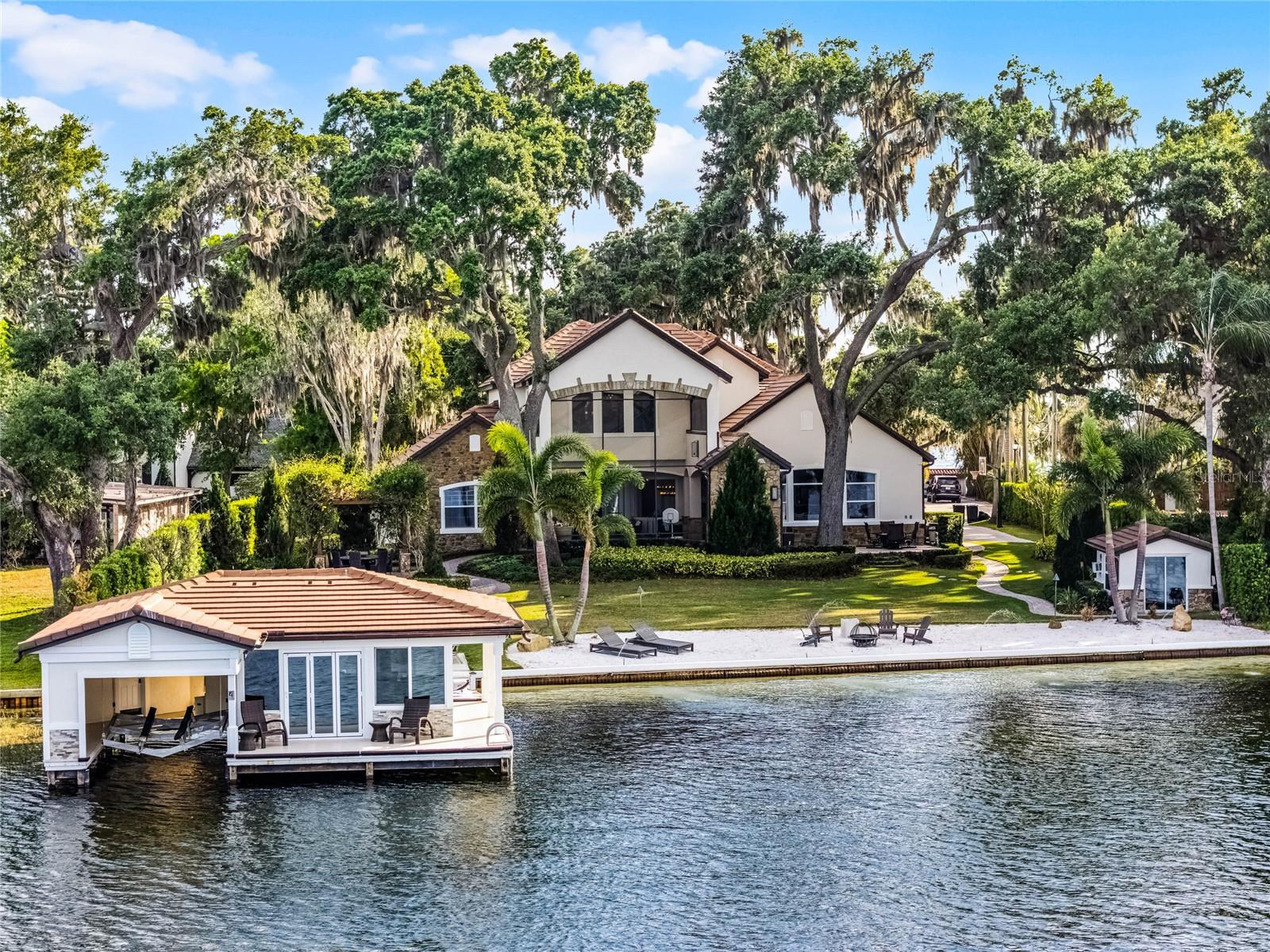 ALADAR ON LAKE BUTLER - Residential