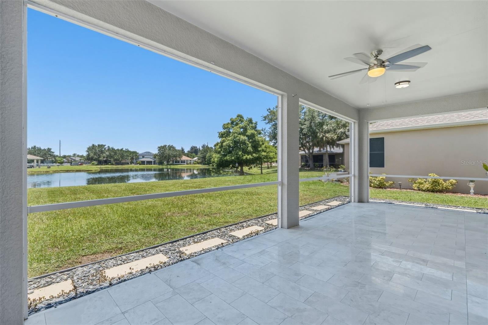 CREEKSIDE - Residential