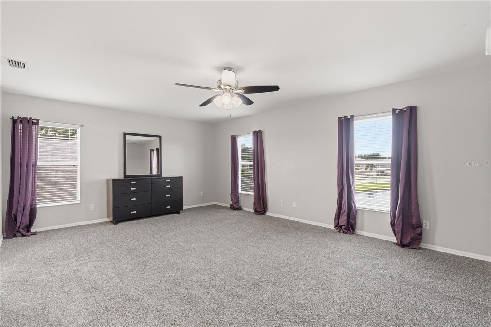 CREEKSIDE - Residential