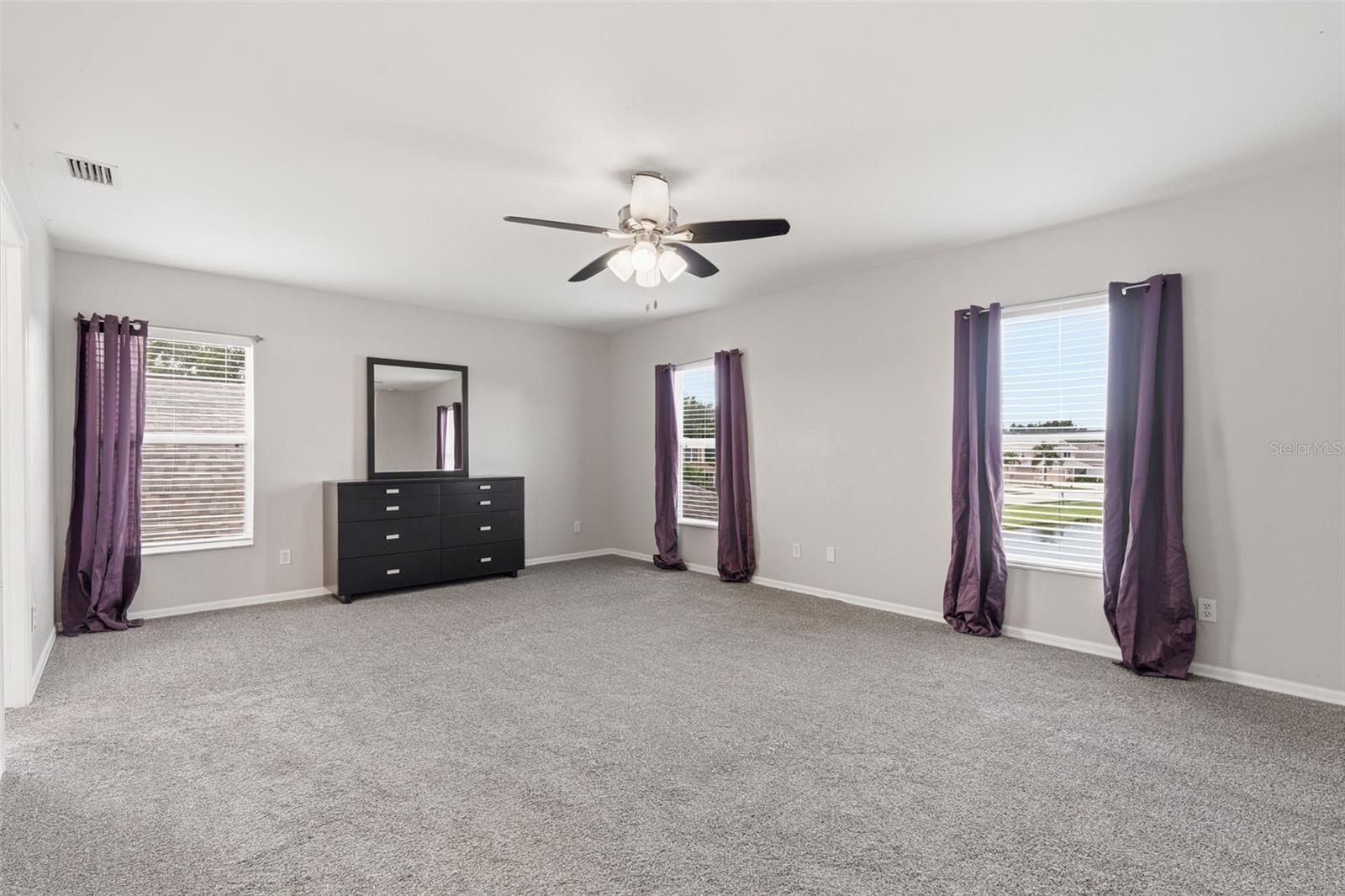 CREEKSIDE - Residential