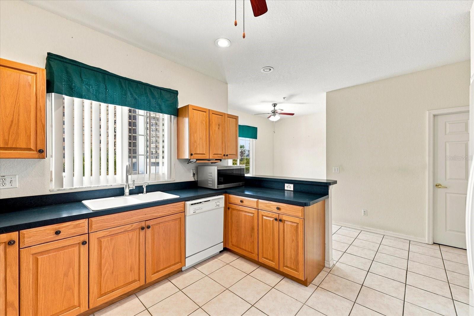 LONE PALM BEACH CONDO - Residential