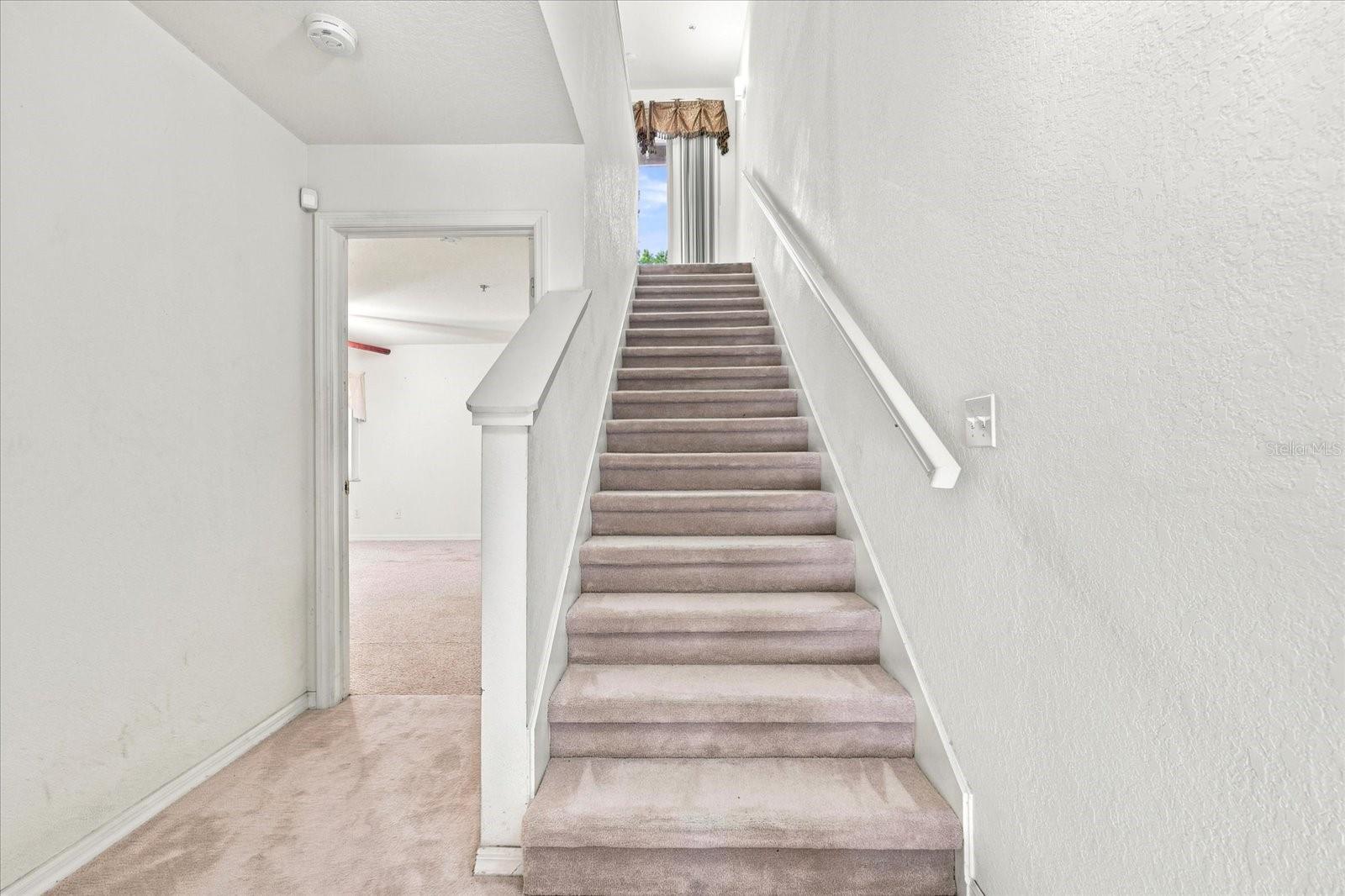 LONE PALM BEACH CONDO - Residential
