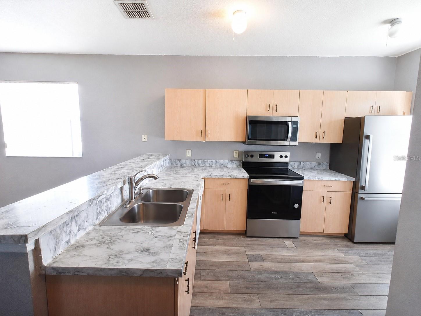 LAKE MARION GOLF RESIDENCE CONDO - Residential