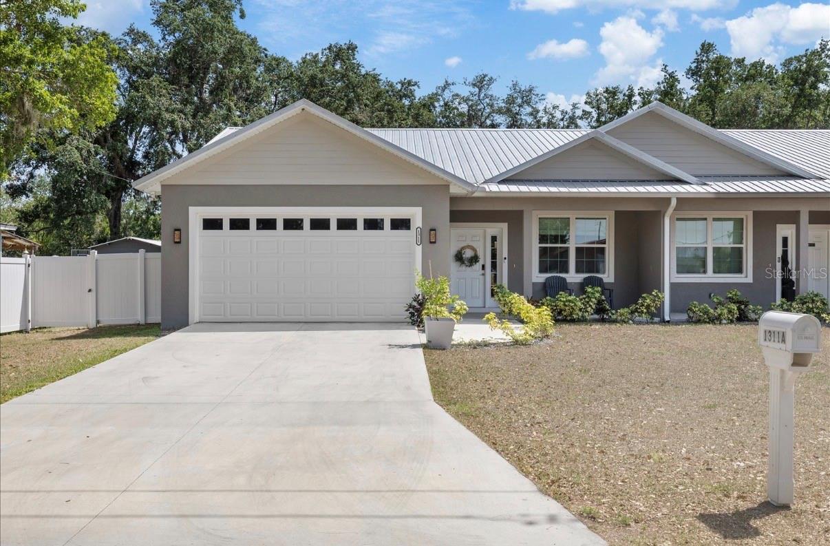 This spacious 3-bedroom, 2-bathroom unit features a private 2-car garage and a fenced-in yard. Inside, you’ll find high-end finishes throughout, including granite countertops, stainless steel appliances, and modern design details. The open, inviting layout is perfect for entertaining guests or relaxing after a long day. Conveniently located near all that Plant City has to offer. The unit is vacant and ready for immediate viewing—call today to schedule your private showing!