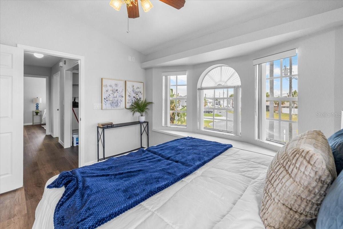 HERNANDO BEACH - Residential