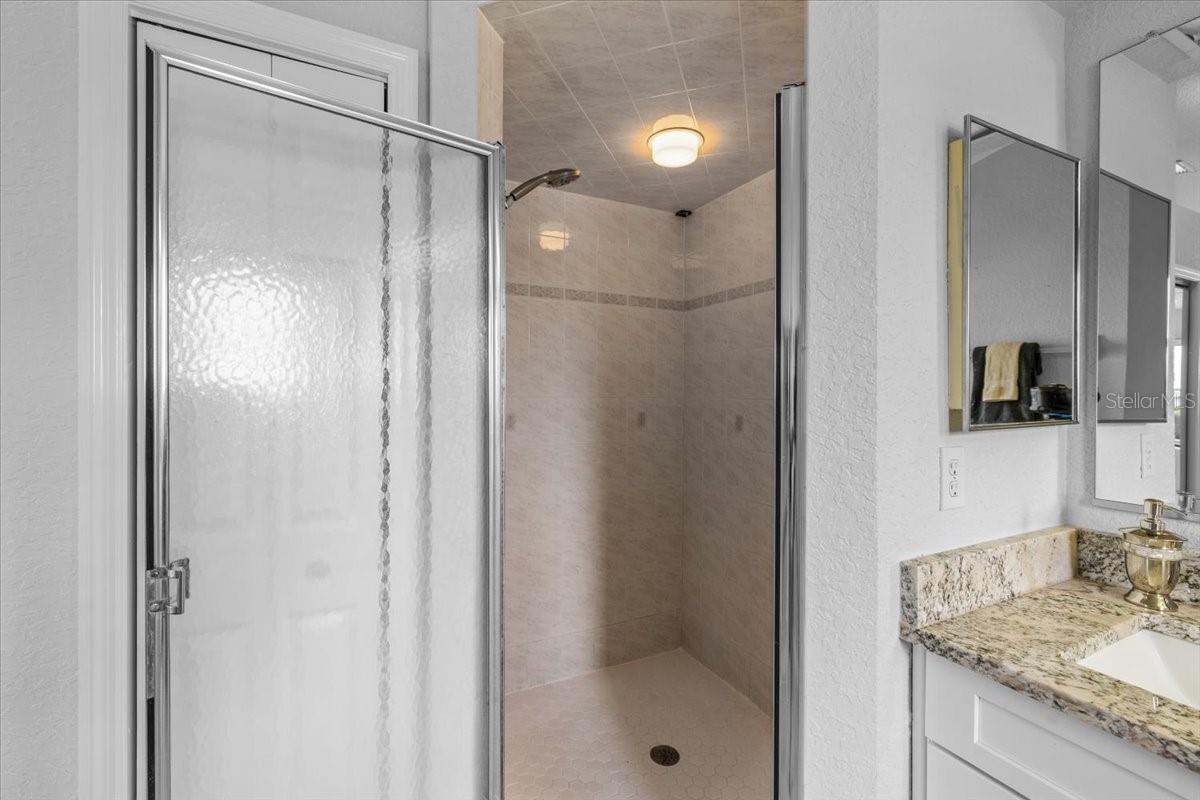 HERNANDO BEACH - Residential