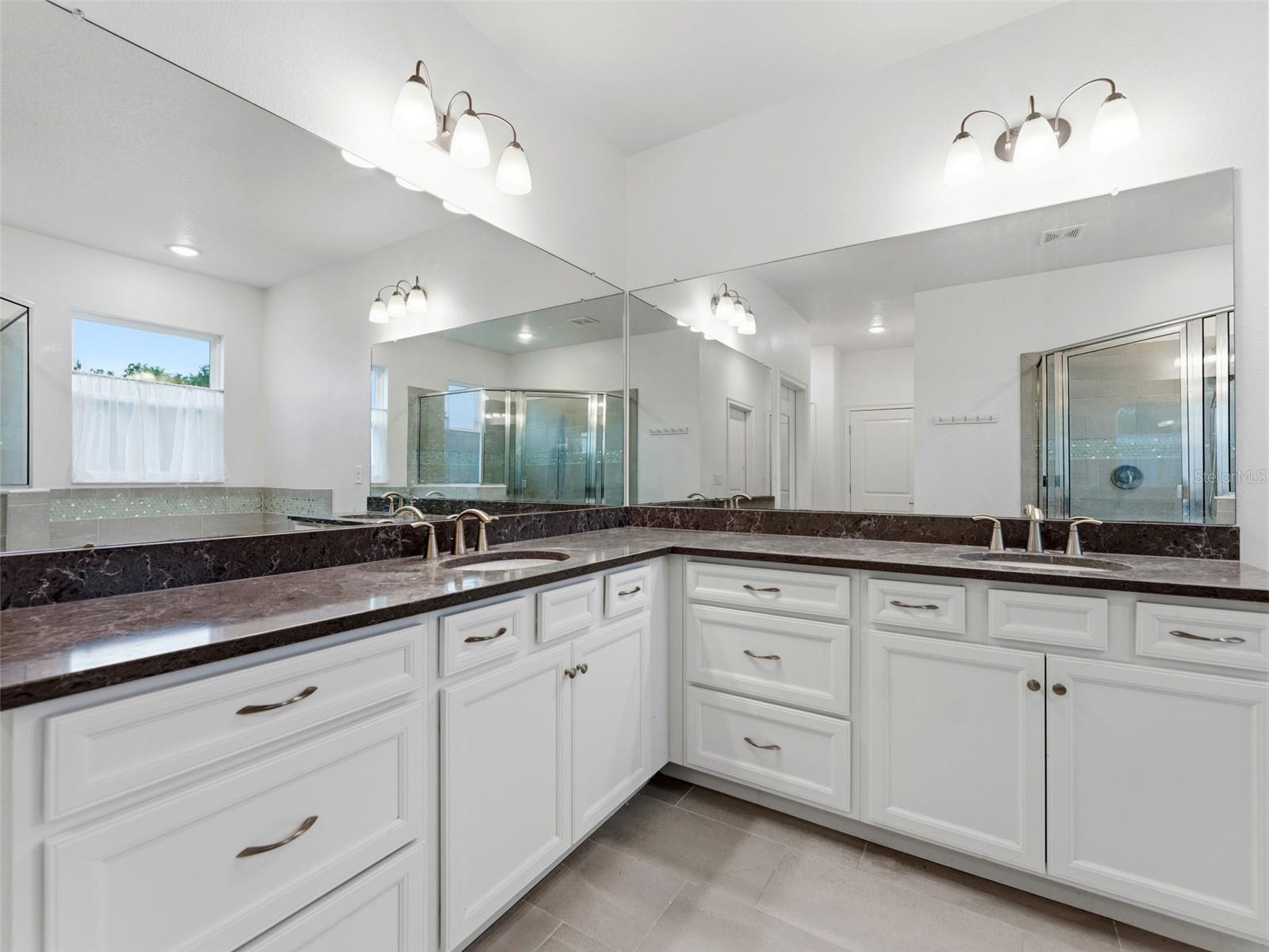 MIRABAY PRCL 8 - Residential