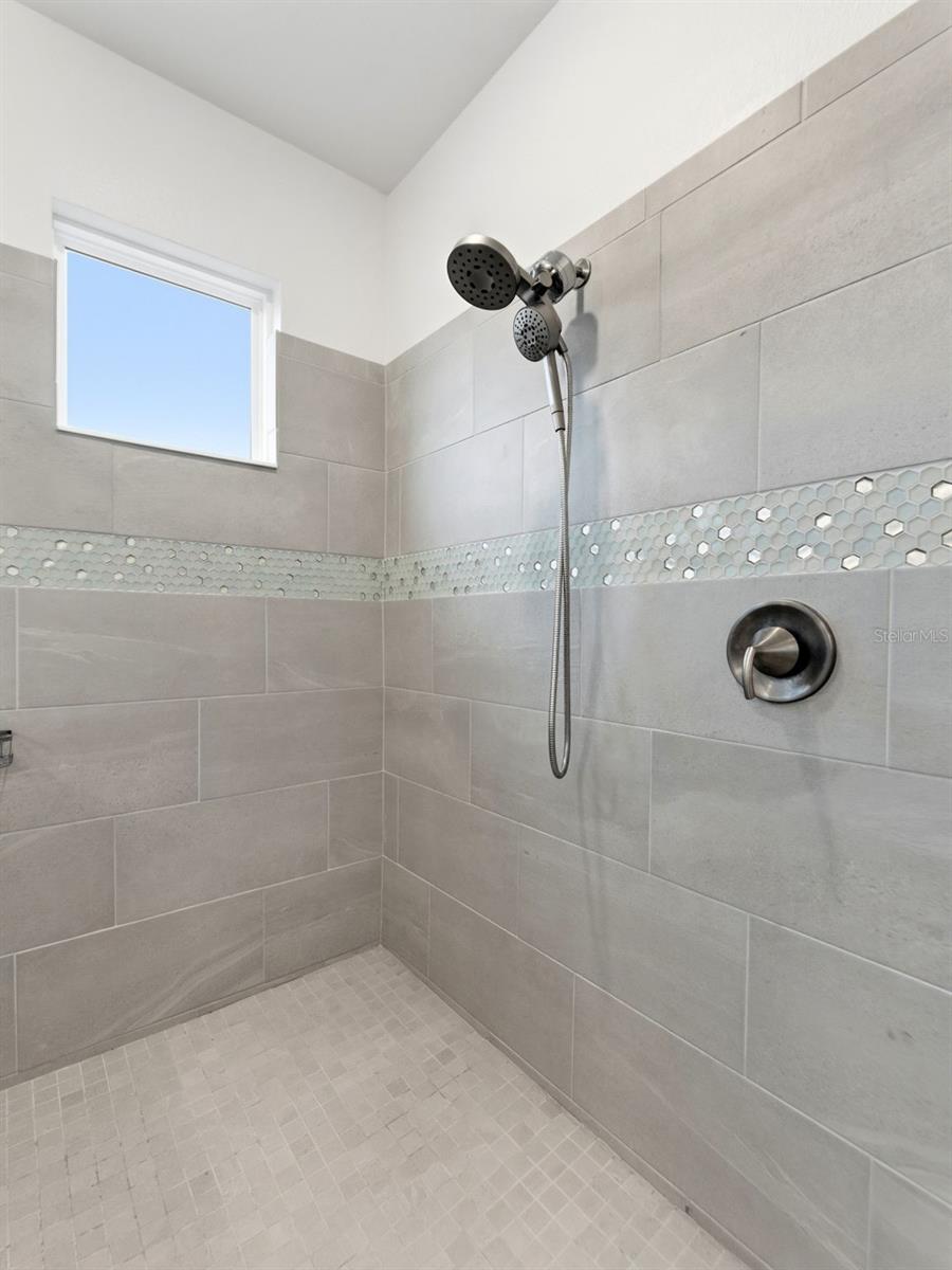MIRABAY PRCL 8 - Residential