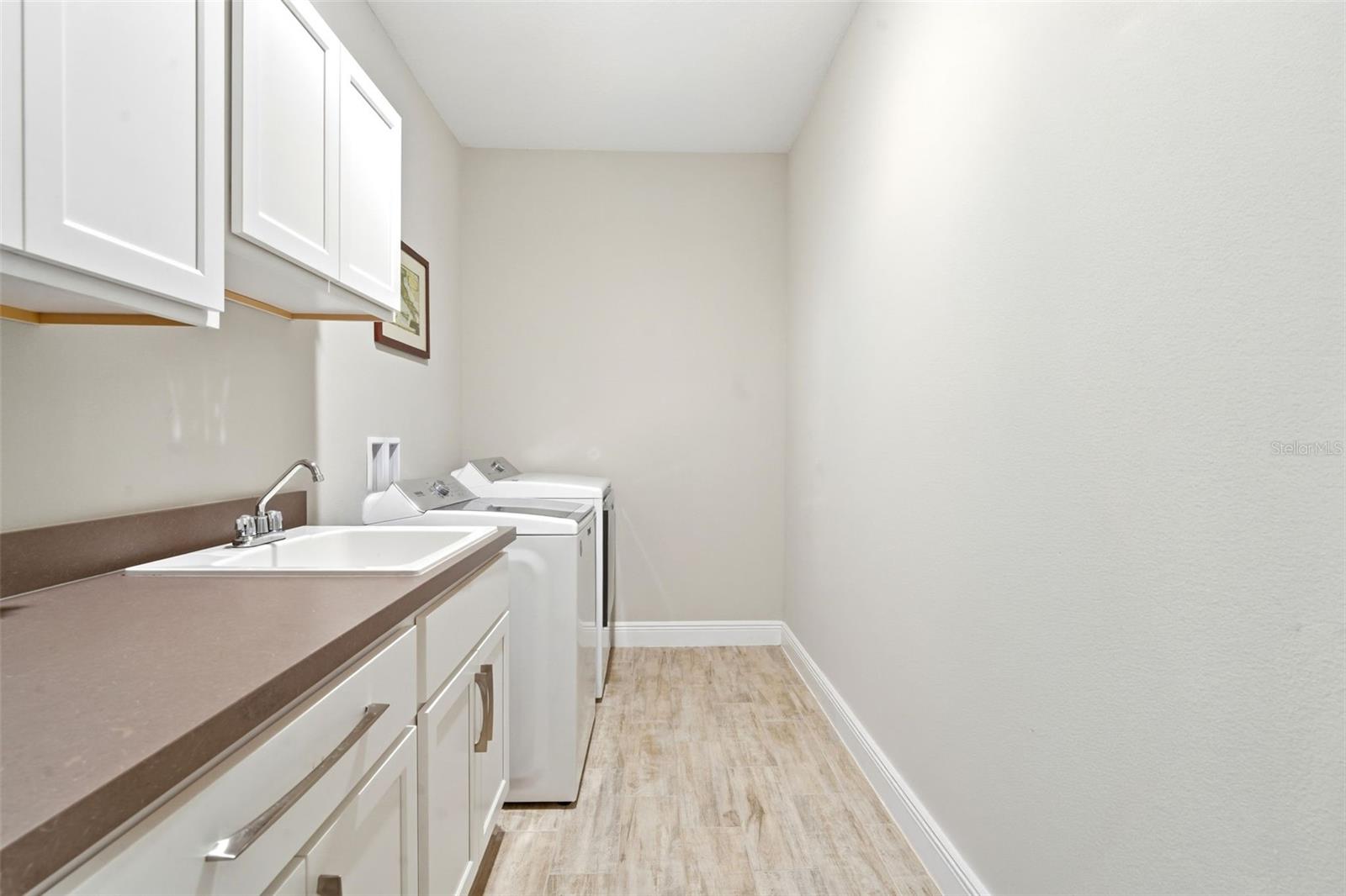 GLEN PH 11 12 & 13 - Residential
