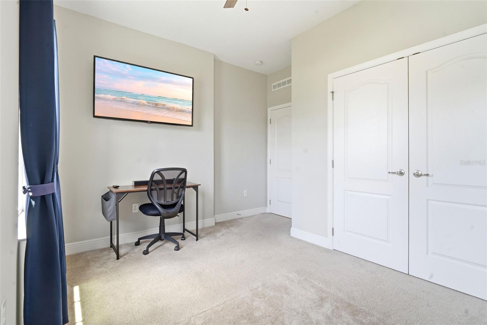GLEN PH 11 12 & 13 - Residential
