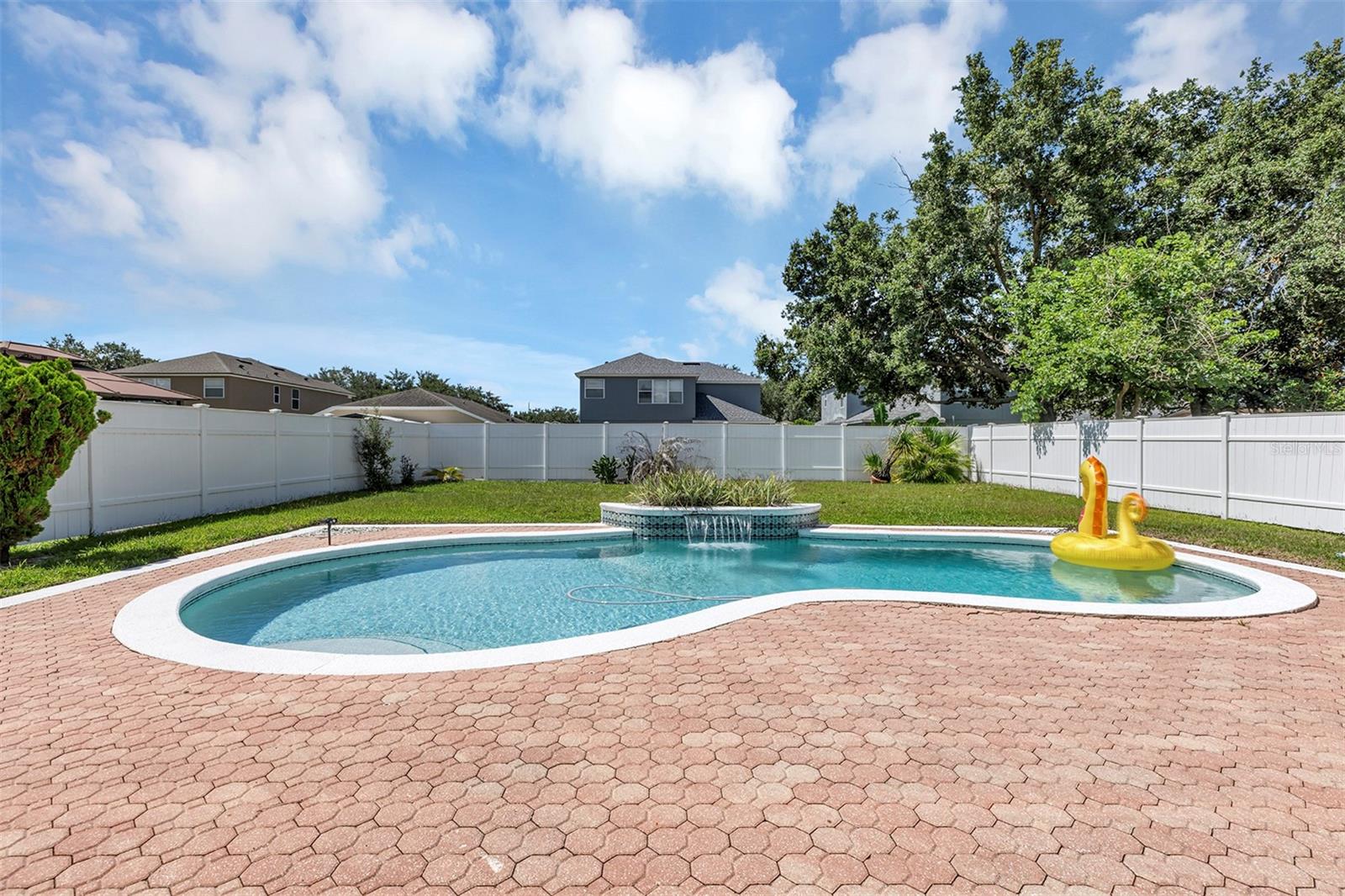 OAKHURST RESERVE UNIT TWO - Residential