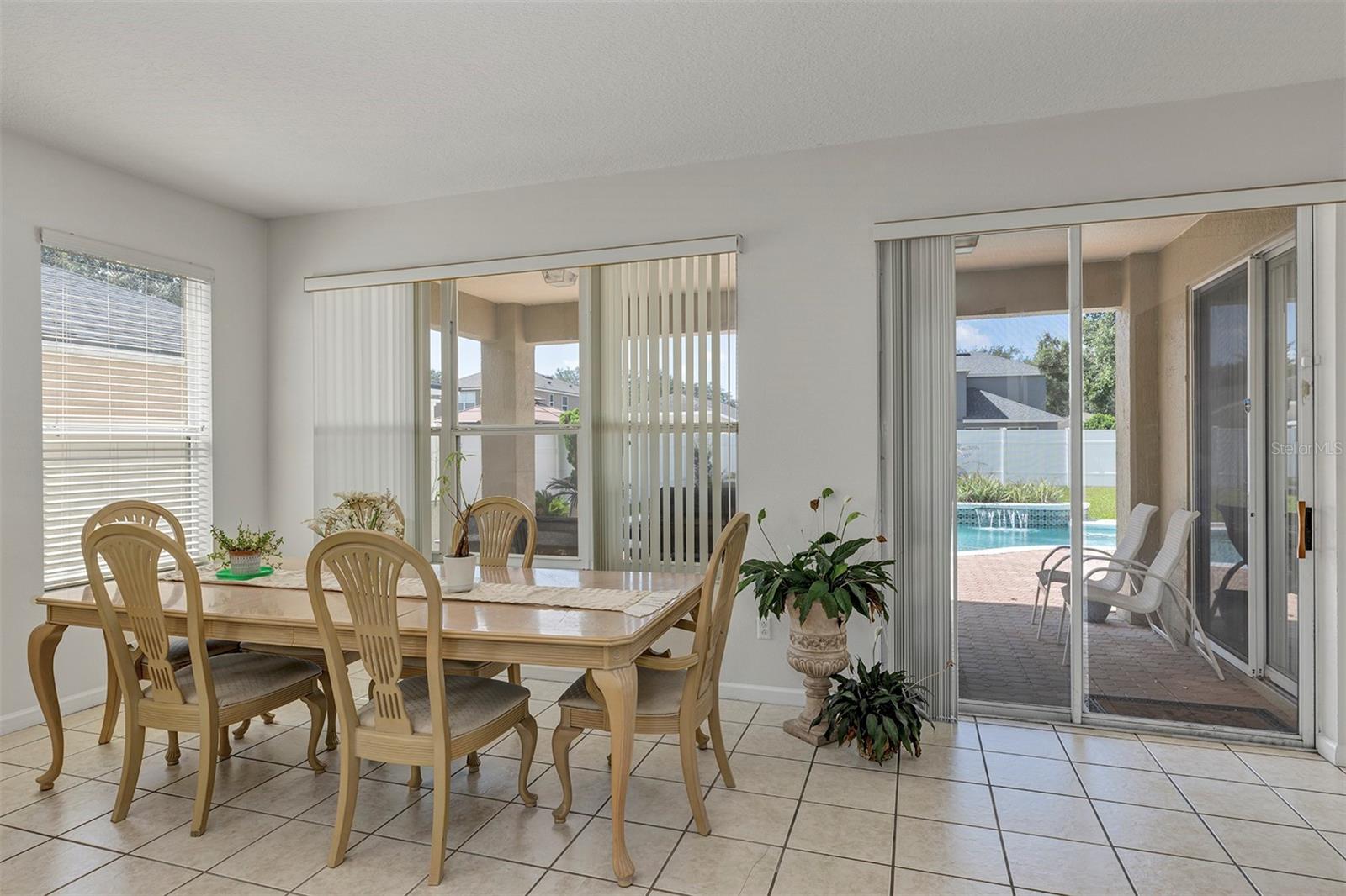 OAKHURST RESERVE UNIT TWO - Residential