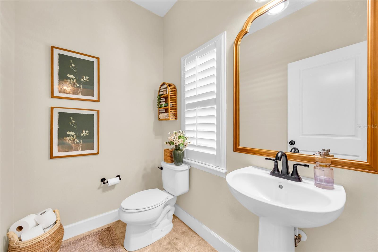 WATERS EDGE PH 11 - Residential