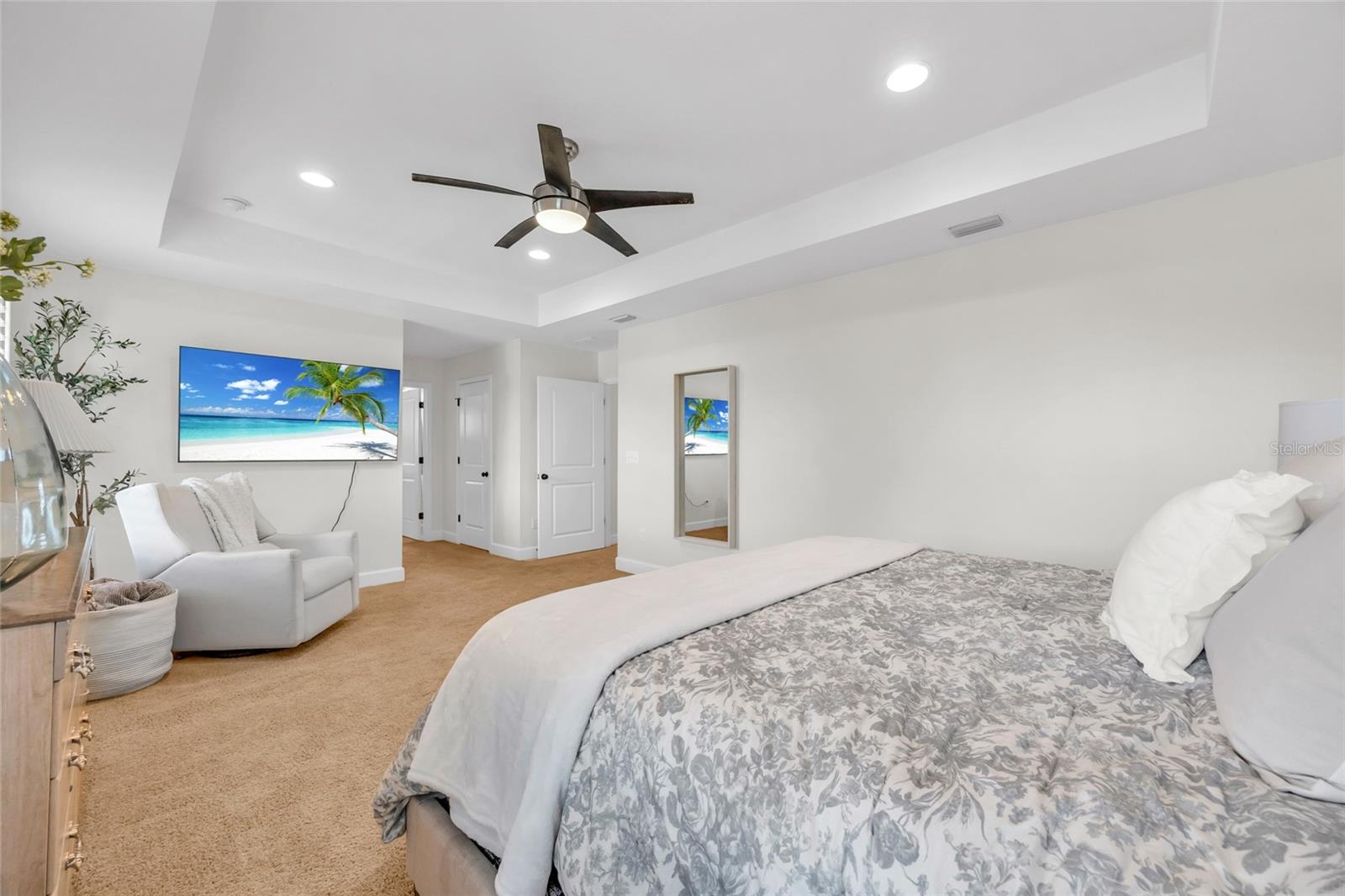 WATERS EDGE PH 11 - Residential