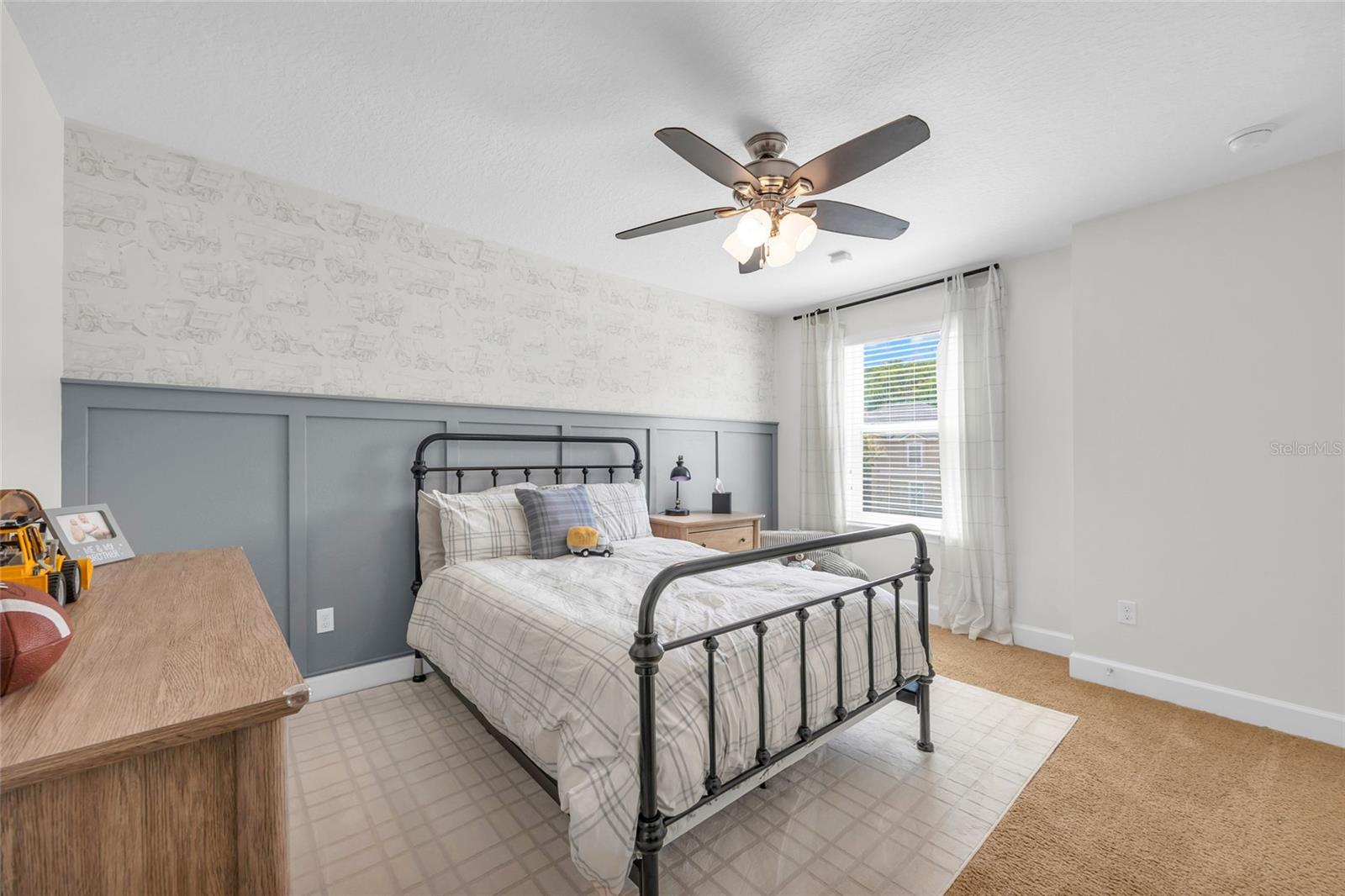 WATERS EDGE PH 11 - Residential