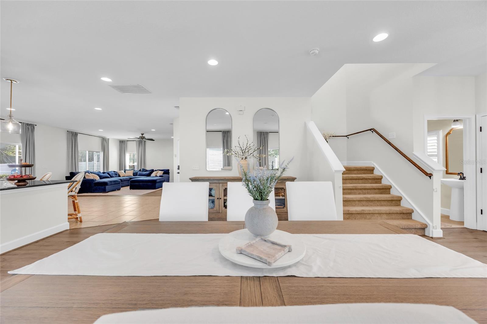 WATERS EDGE PH 11 - Residential