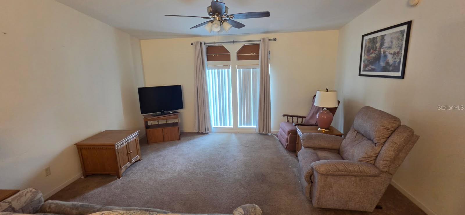 GRAND HORIZONS PH 02 - Residential