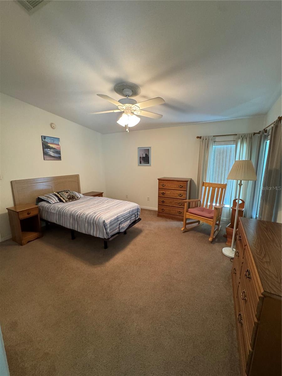 GRAND HORIZONS PH 02 - Residential