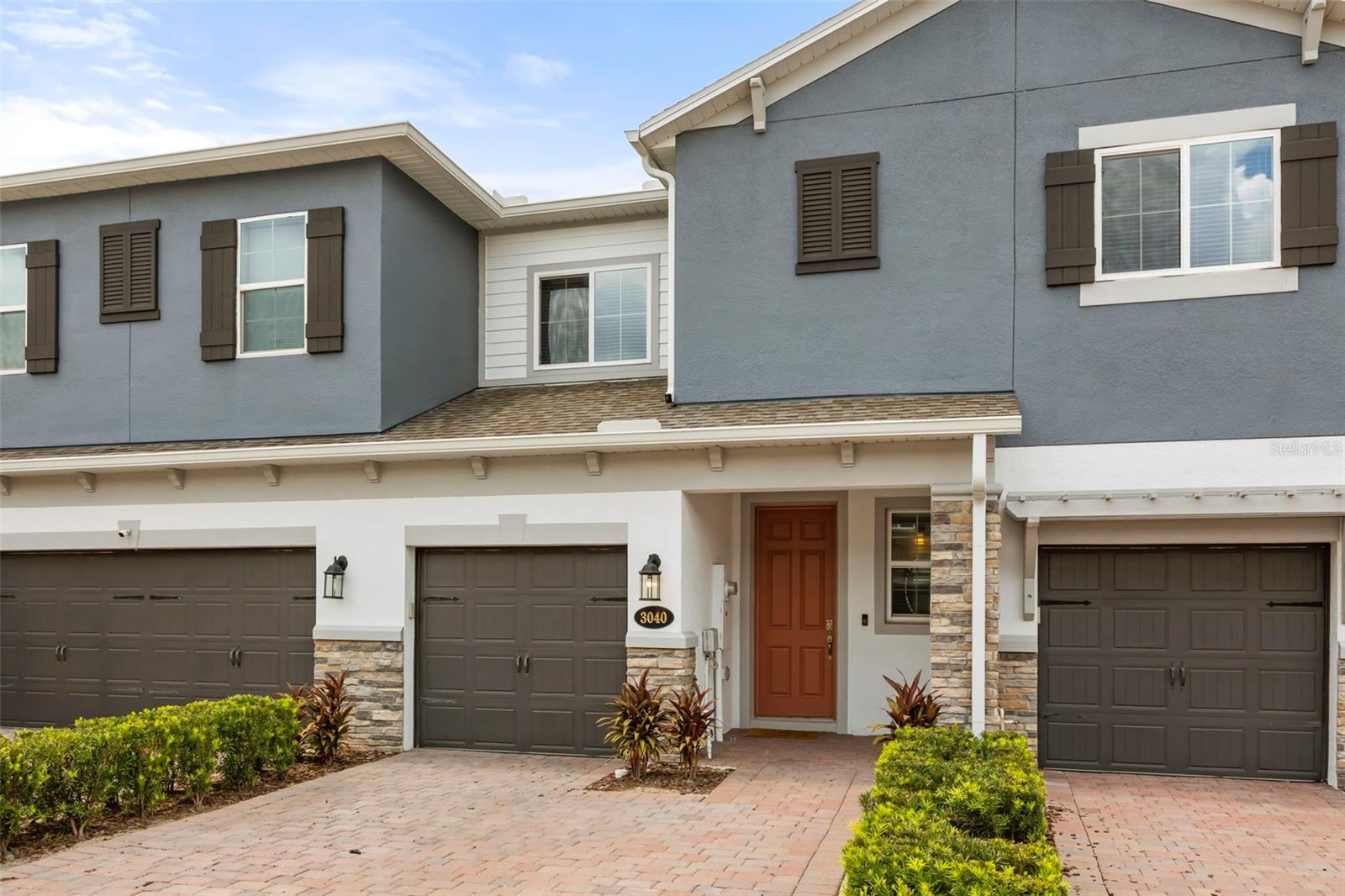 TOWNS AT TUSKAWILLA COMMONS - Residential
