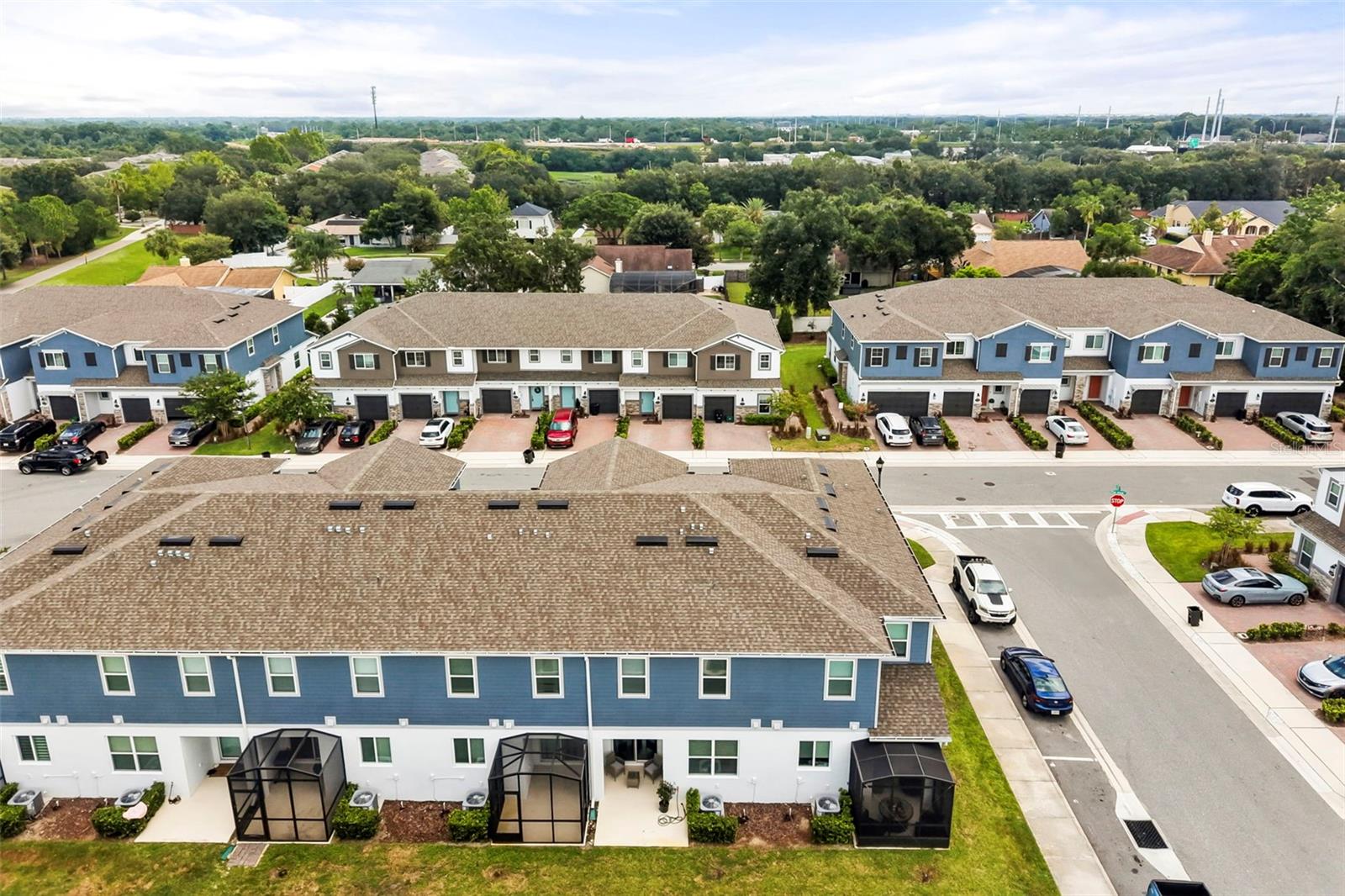TOWNS AT TUSKAWILLA COMMONS - Residential