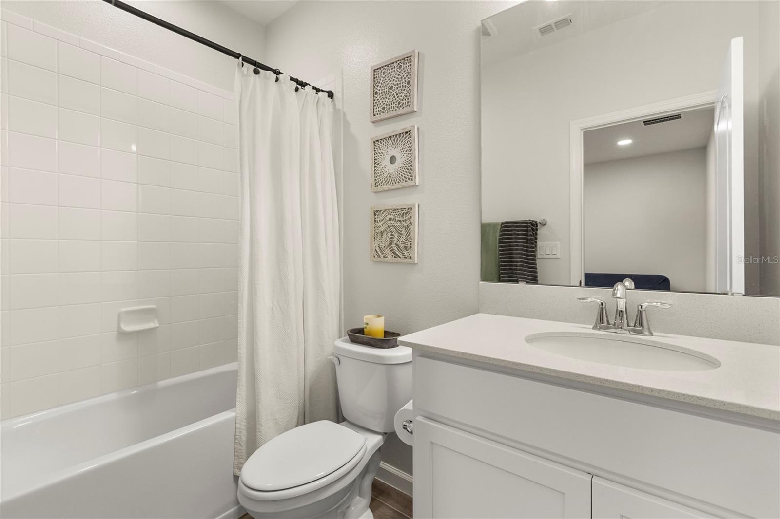 TOWNS AT TUSKAWILLA COMMONS - Residential