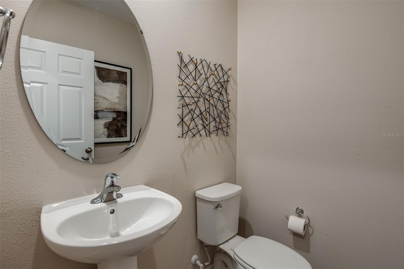 CF GTIS II GROVE AT CROSSWIND LLC - Residential