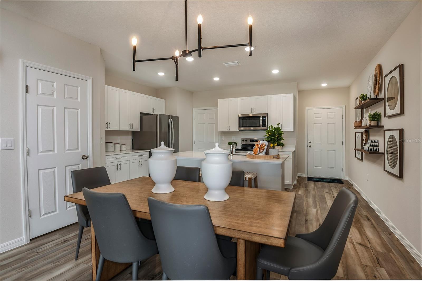 CF GTIS II GROVE AT CROSSWIND LLC - Residential
