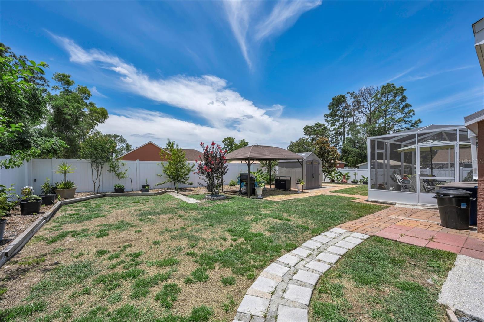 SPRING HILL - Residential