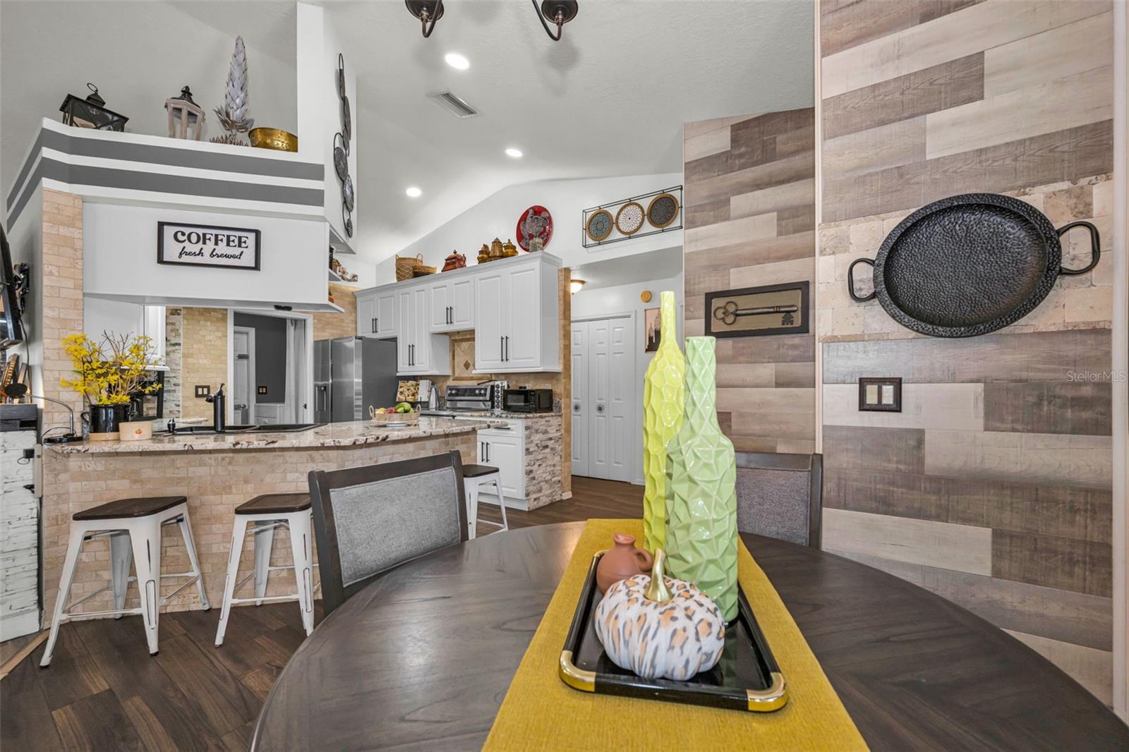 SPRING HILL - Residential