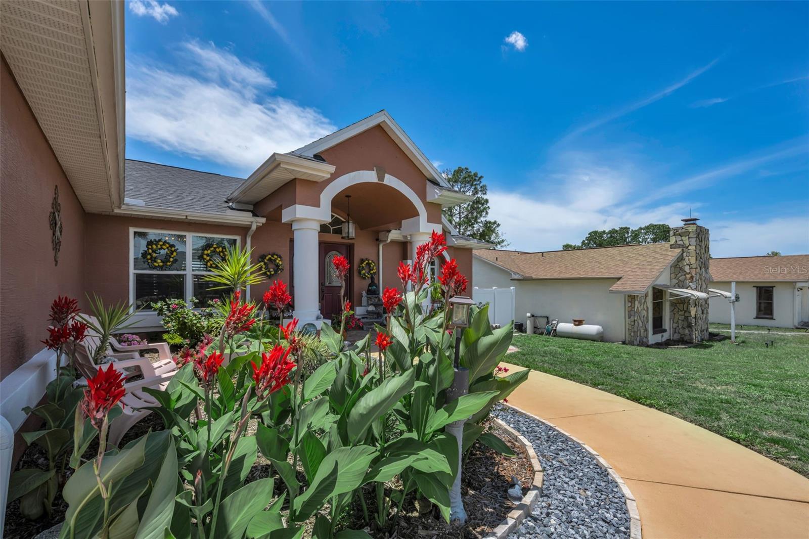 SPRING HILL - Residential
